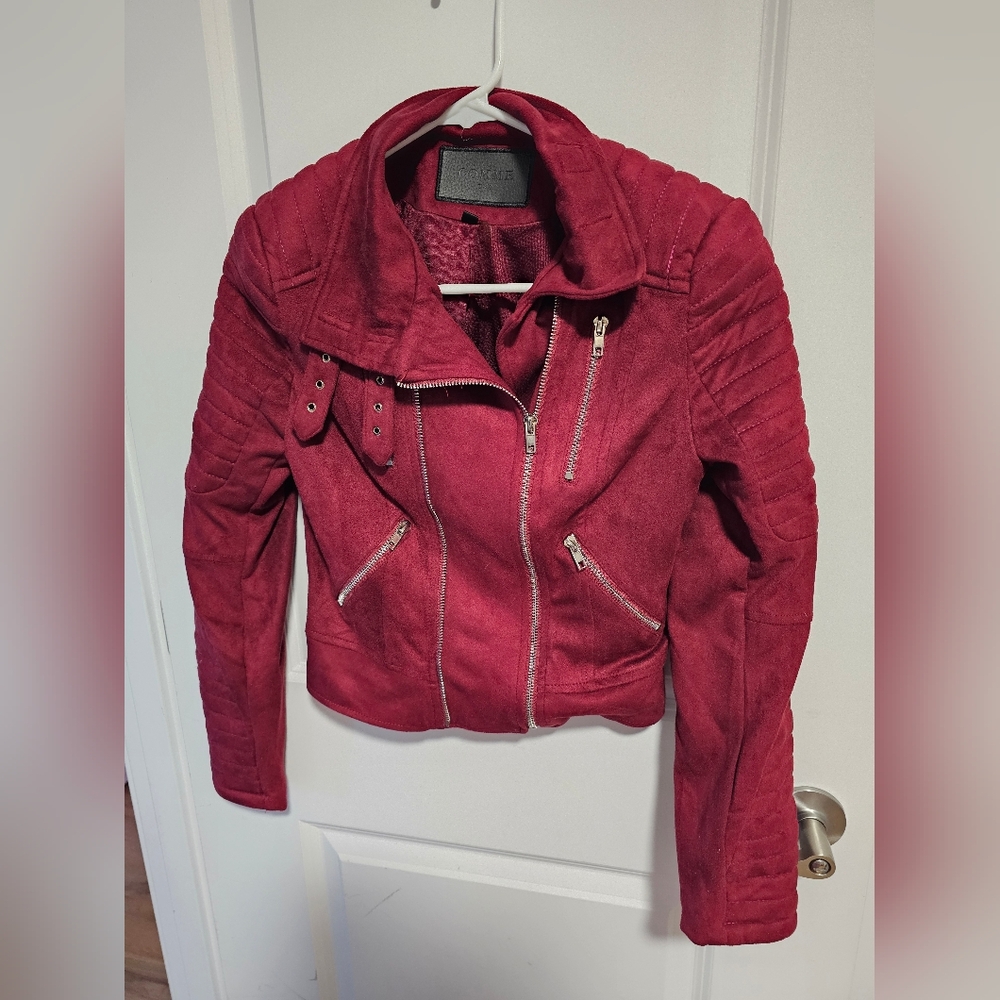 Chic Women's Burgundy Suede Jacket